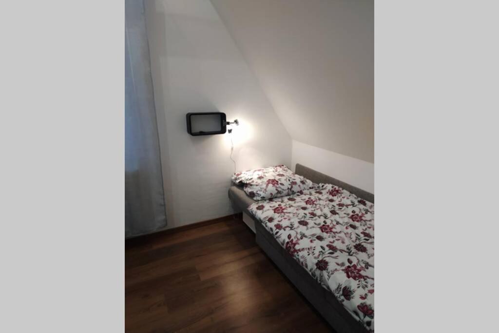 Apartman Atelier Vary V Nove Zrekonstruovanem Dome Карлови Вари Екстериор снимка